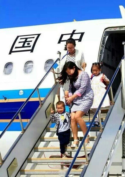 2016年1月15日消息，第一批乘客乘民航飞机抵达永暑岛，均为驻岛官兵家属。