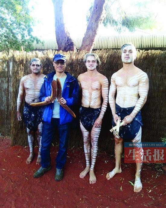 男子当医生看遍生死 辞职两年花数十万游16国