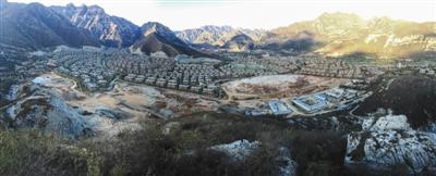 河北4A级景区旁炸山建别墅 业主非富即贵名人众多