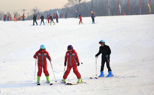 第三届北京顺义冰雪温泉狂欢季推介会正式启动!