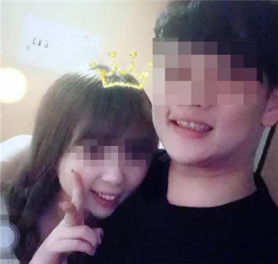 死者同台湾健身教练蔡先生合照(来源:马来西亚《中国报》)