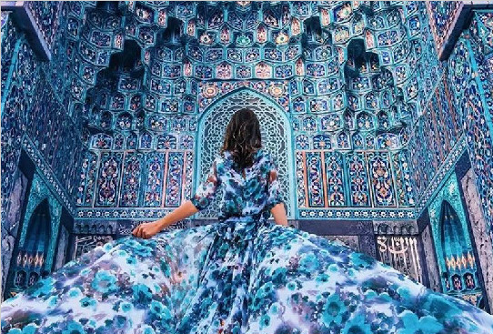 摄影女巫Kristina Makeeva：当她穿上裙子，便惊艳了全世界